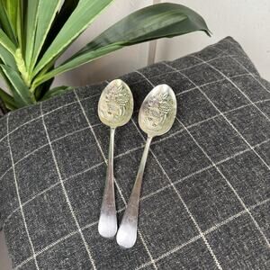 Vintage EPNS A Sheffield England Silver Plate Berry & Fruit Large Spoons 9”